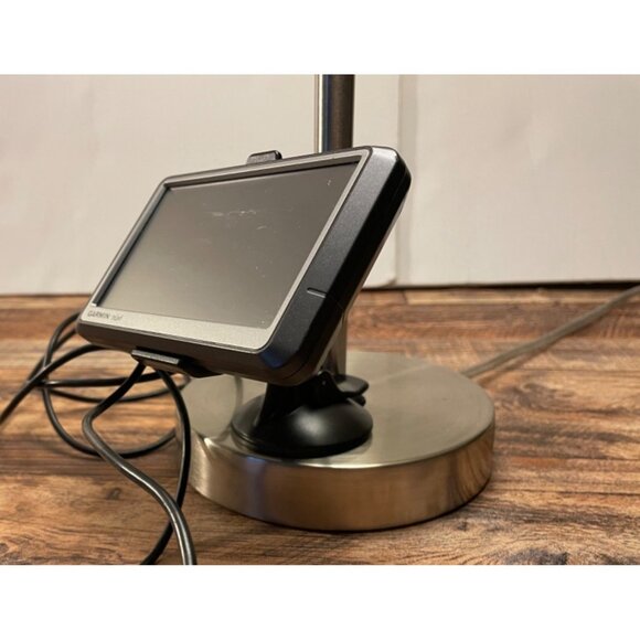 Garmin Nuvi 250w navigation System With Accessories Car Mount & Charger Works - Picture 9 of 11